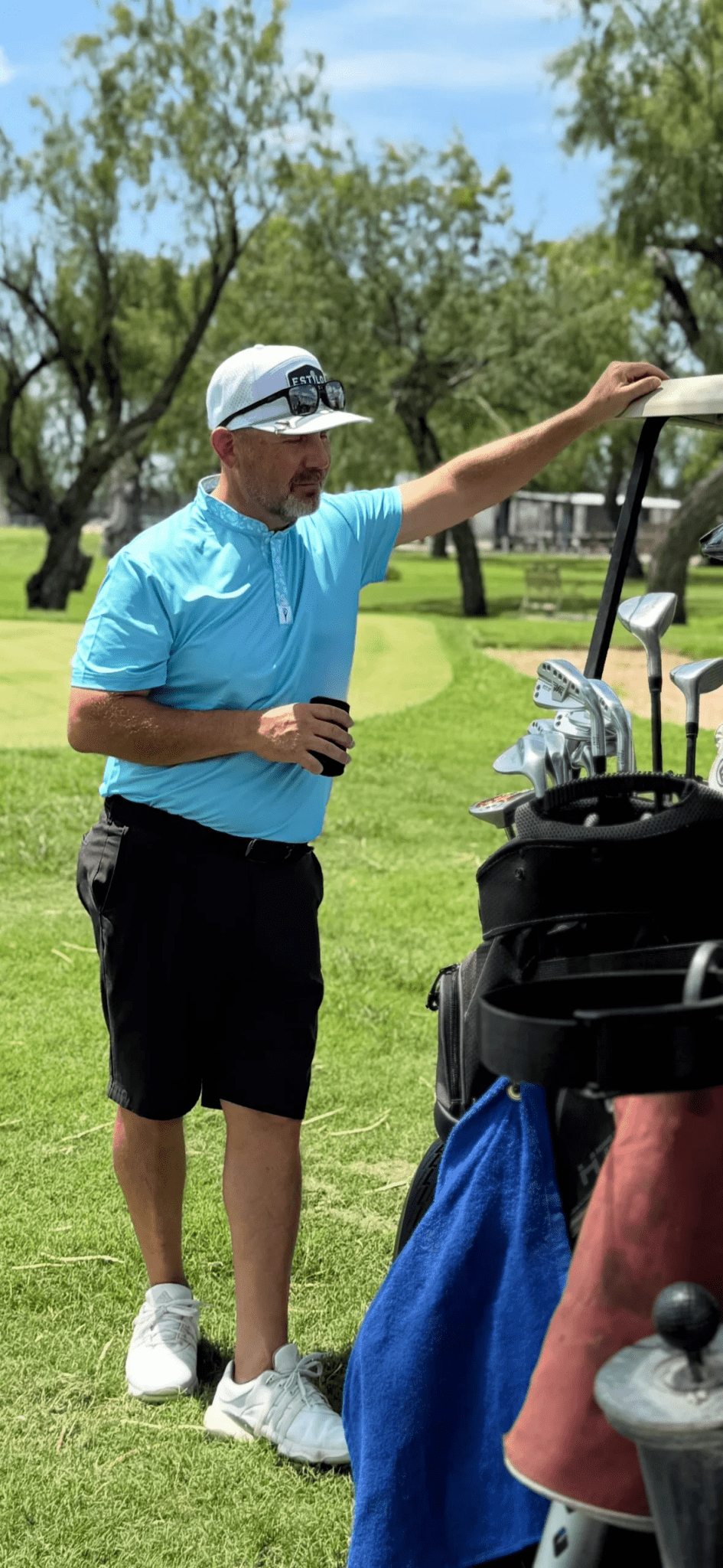 The Performance Blade | Premium Golf Apparel by Estilo Golf Co.