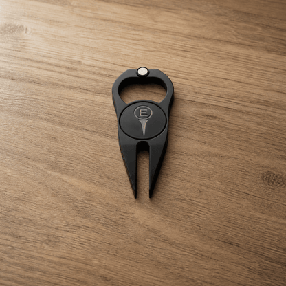 Estilo Divot Tool | Premium Golf Apparel – Estilo Golf Co.